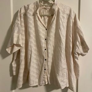 Lou & Grey textured banded neck button down
